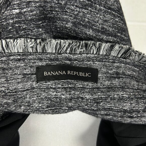 Banana Republic Jacket Women S Tweed Fringe Grey Lined Asymmetrical Snap Closure - Picture 9 of 15